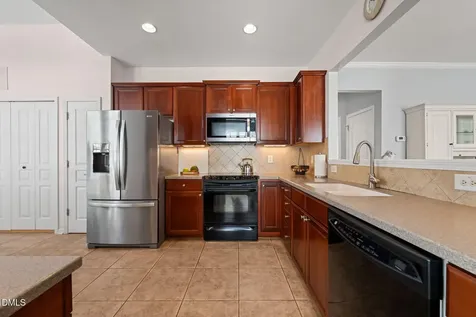 206 Callum Place Cary NC 27519