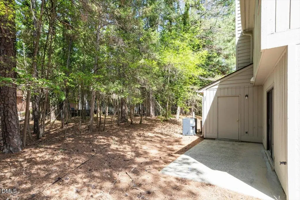 114 Mossbark Lane Chapel Hill NC 27514