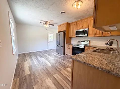 5921 Richfield Avenue Hope Mills NC 28348