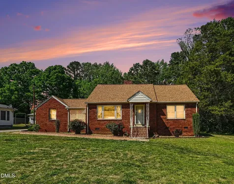 211 W Harden Street Burlington NC 27215