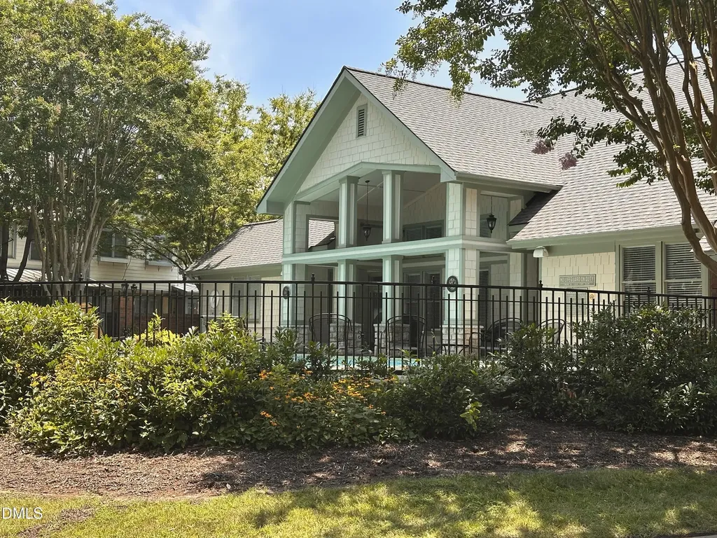 102 Presque Isle Lane Chapel Hill NC 27514