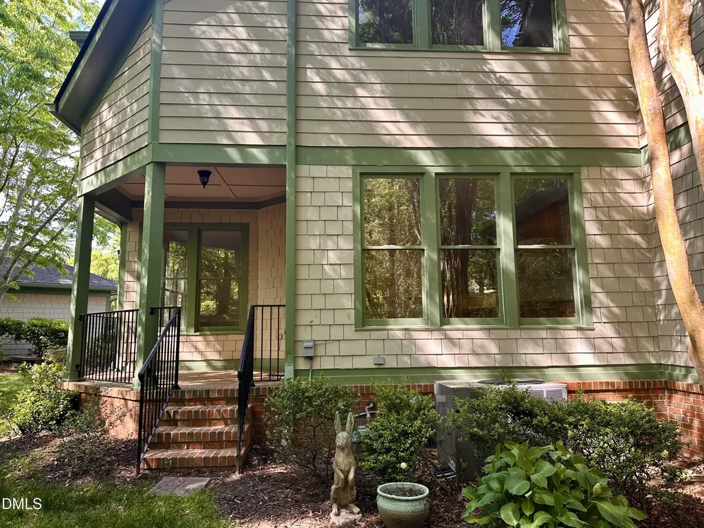 102 Presque Isle Lane Chapel Hill NC 27514