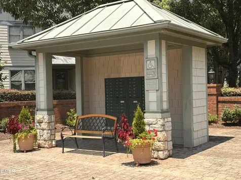 102 Presque Isle Lane Chapel Hill NC 27514