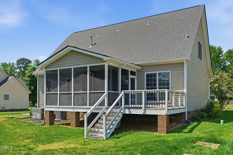 85 Glen Oaks Drive Youngsville NC 27596