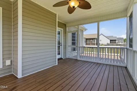 85 Glen Oaks Drive Youngsville NC 27596