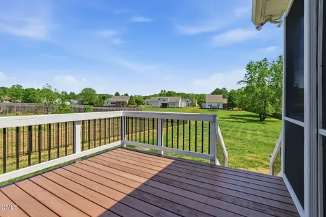 85 Glen Oaks Drive Youngsville NC 27596