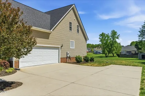 85 Glen Oaks Drive Youngsville NC 27596