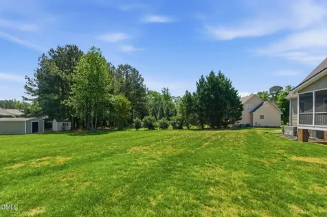 85 Glen Oaks Drive Youngsville NC 27596