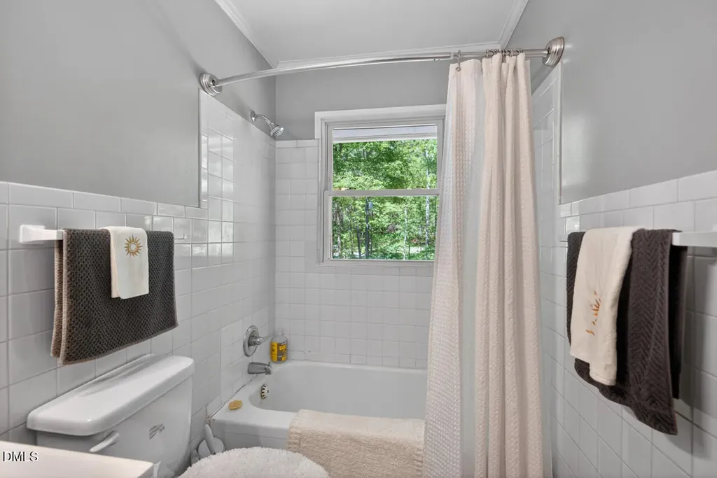 14 Jonan Court Chapel Hill NC 27516