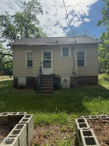 905 S Beaumont Avenue Burlington NC 27217