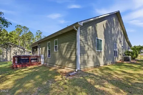 111 W Huckleberry Way Rocky Point NC 28457