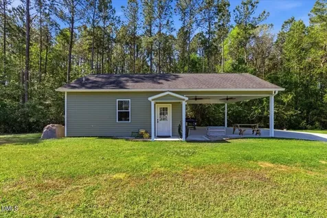 111 W Huckleberry Way Rocky Point NC 28457