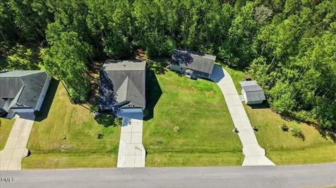 111 W Huckleberry Way Rocky Point NC 28457