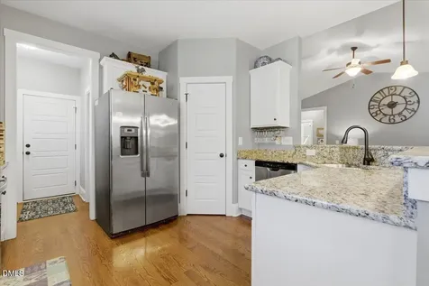 111 W Huckleberry Way Rocky Point NC 28457