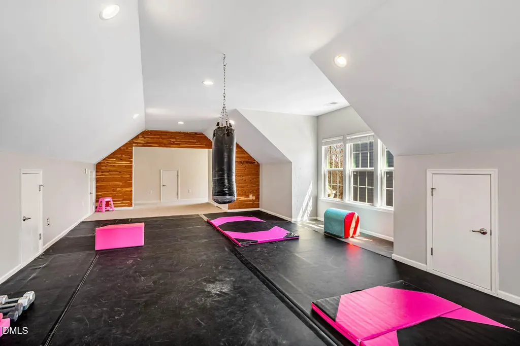 91 Dover Grant Court Chapel Hill NC 27517