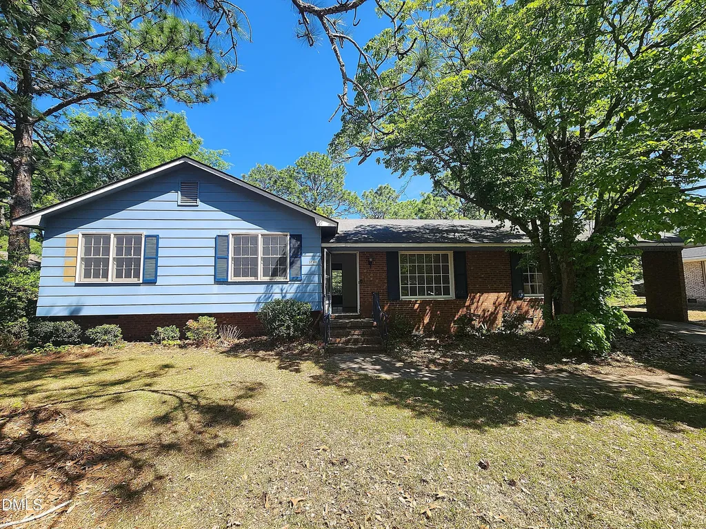 3748 Masters Drive Hope Mills NC 28348