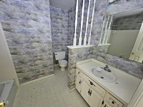 3748 Masters Drive Hope Mills NC 28348