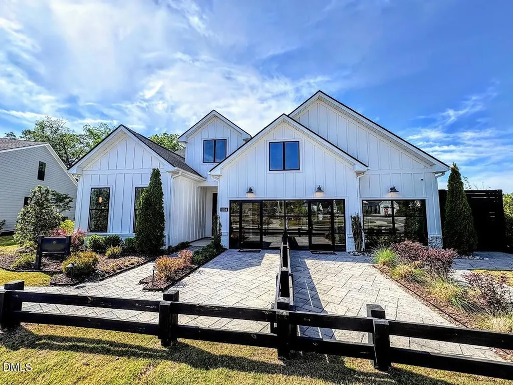 5104 Fountainbridge Court Raleigh NC 27610