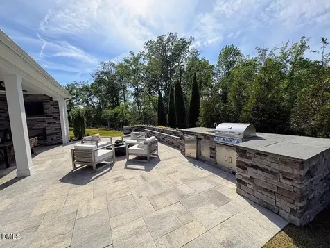 5104 Fountainbridge Court Raleigh NC 27610