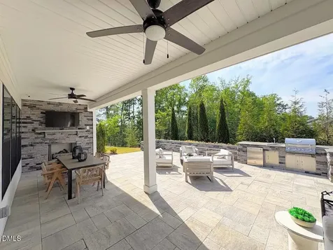 5104 Fountainbridge Court Raleigh NC 27610