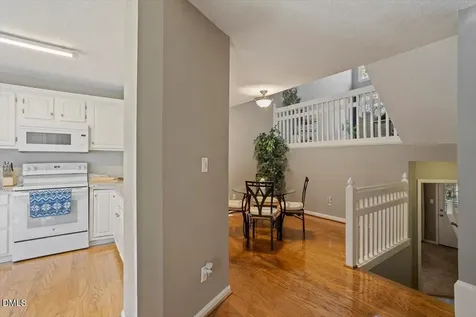 100 Hunting Chase Cary NC 27513