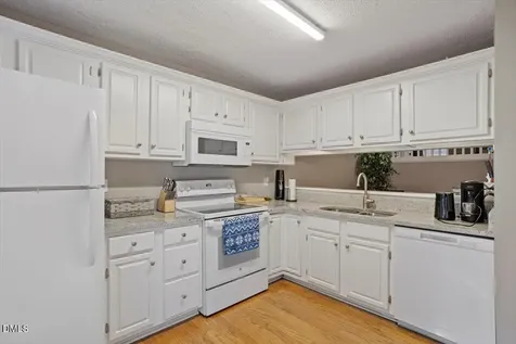 100 Hunting Chase Cary NC 27513