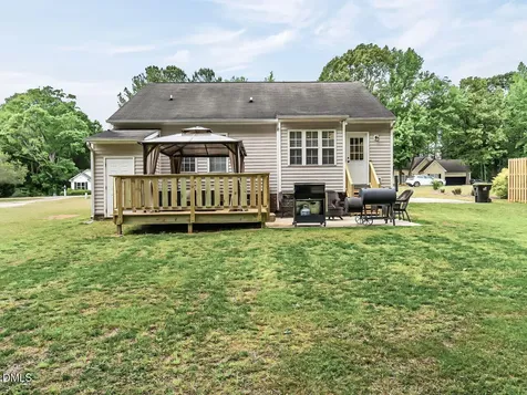 65 Meadowfield Lane Franklinton NC 27525