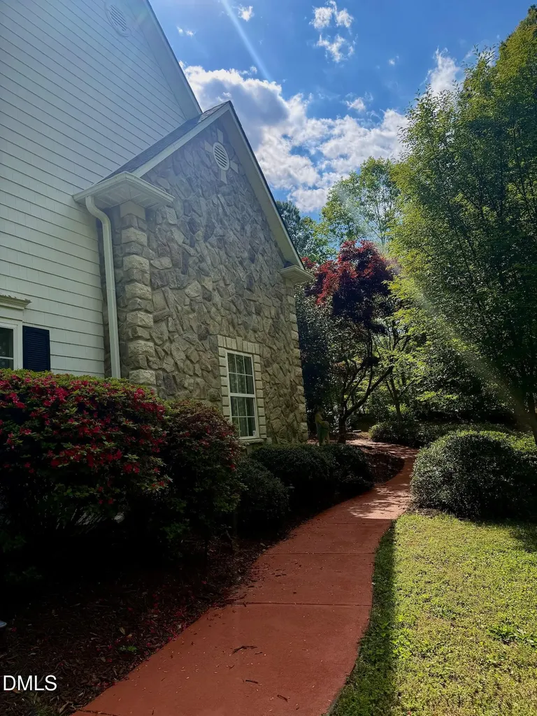 2905 Hunters Bluff Drive Raleigh NC 27606