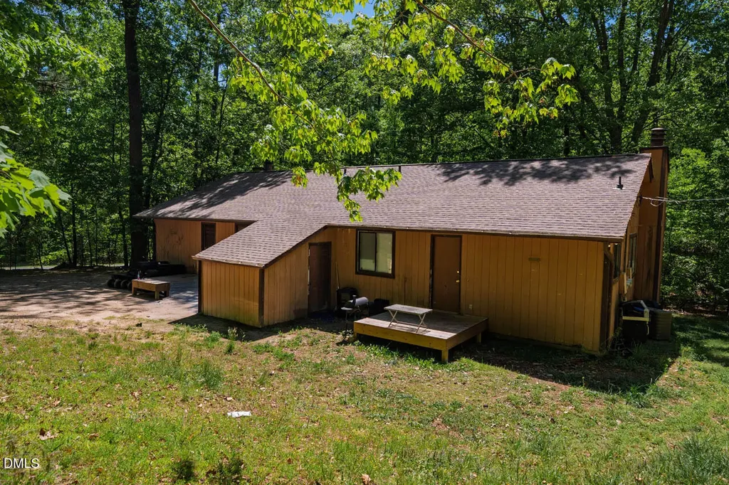 415 Tall Oaks Road Chapel Hill NC 27516