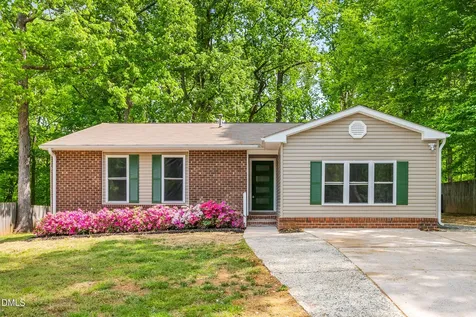102 Cornwallis Drive Mebane NC 27302