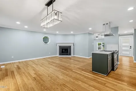 102 Cornwallis Drive Mebane NC 27302