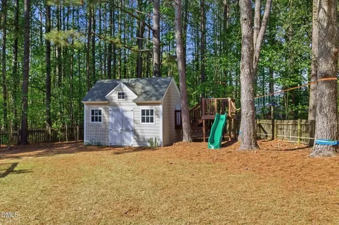 75 Braemar Circle Clayton NC 27520