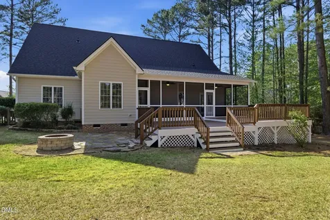 75 Braemar Circle Clayton NC 27520