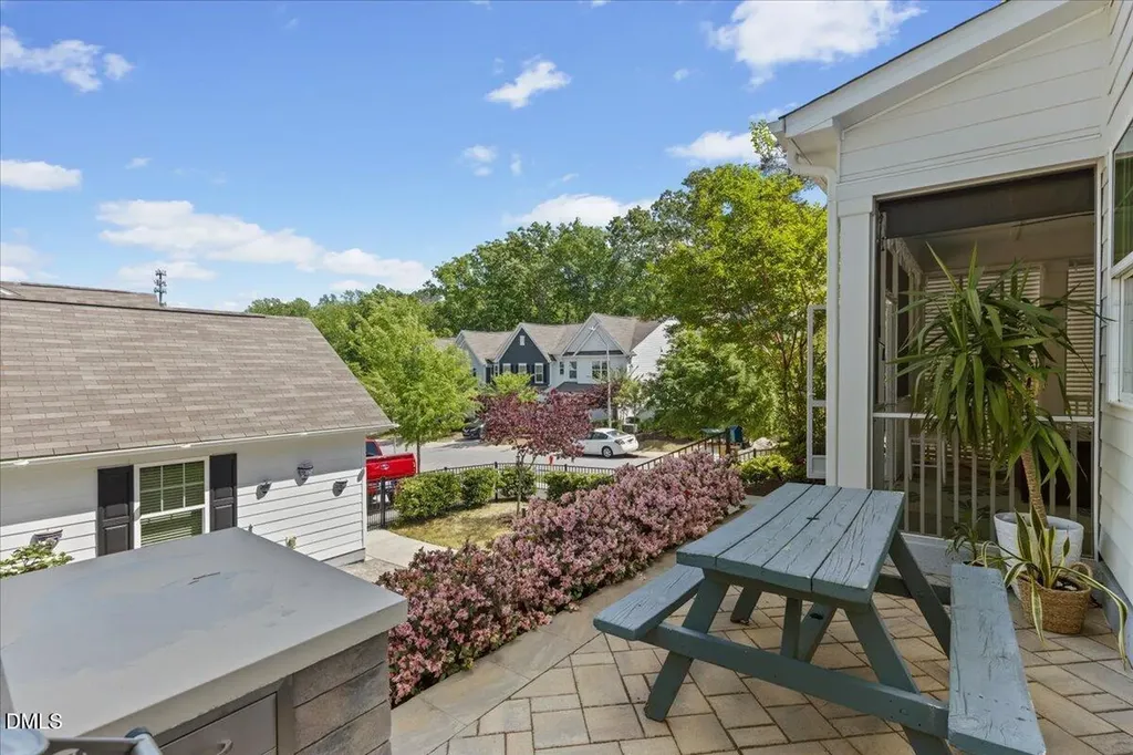 137 Daisy Grove Lane Holly Springs NC 27540