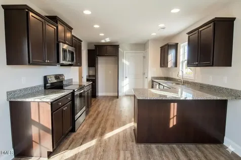 918 Uplands Lane Jacksonville NC 28546