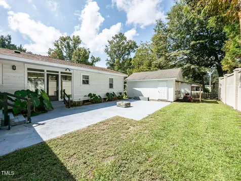 110 W Parker Street Smithfield NC 27577