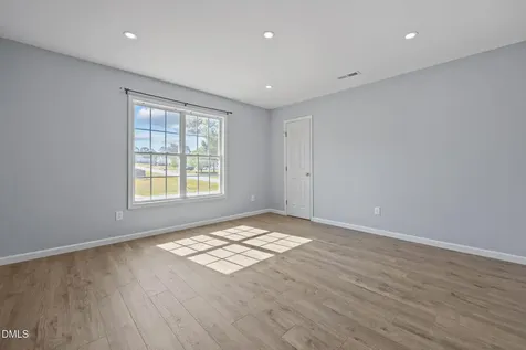 15 Water Oak Circle Sanford NC 27332