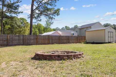 15 Water Oak Circle Sanford NC 27332