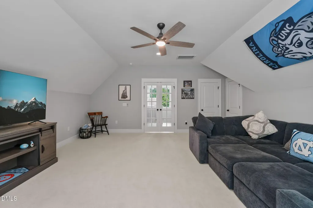 594 Birch Hollow Road Chapel Hill NC 27516
