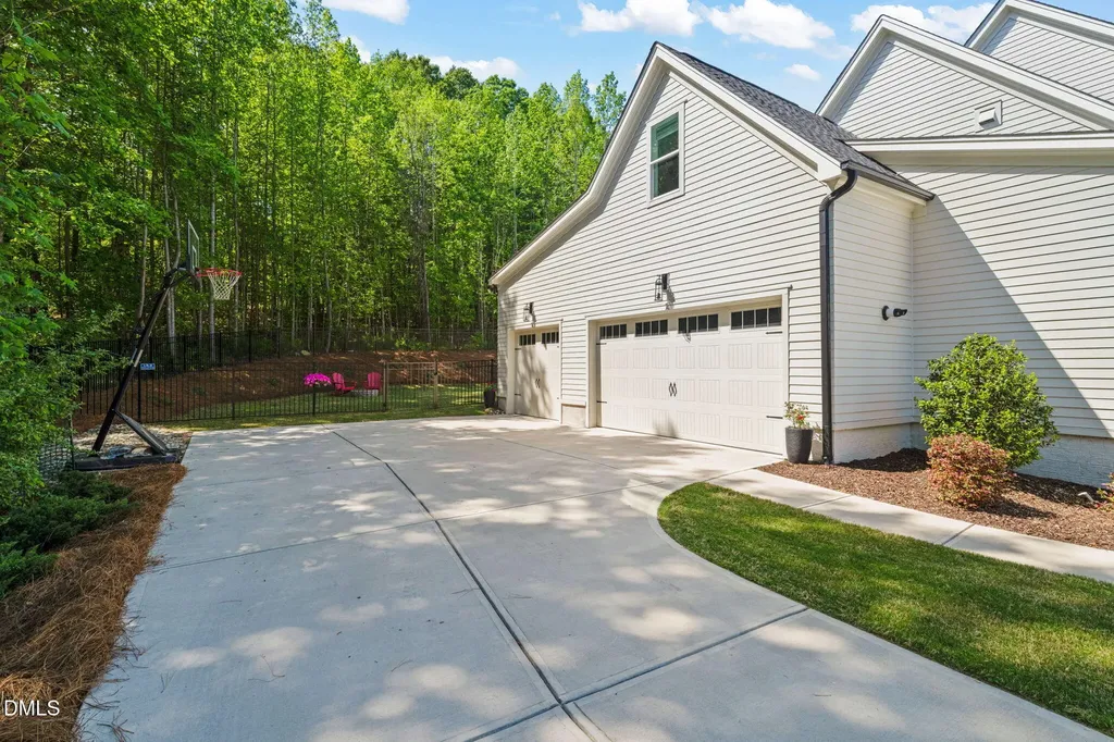 594 Birch Hollow Road Chapel Hill NC 27516
