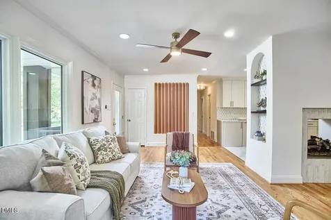 1609 Acadia Street Durham NC 27701
