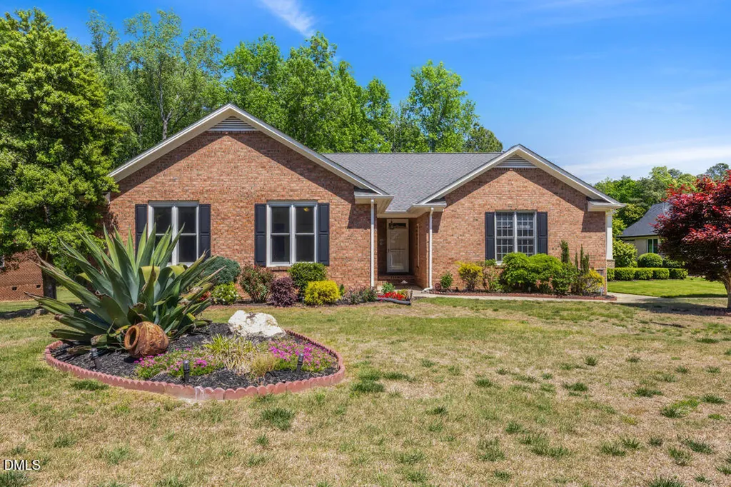 929 Old Baron Drive Fuquay Varina NC 27526
