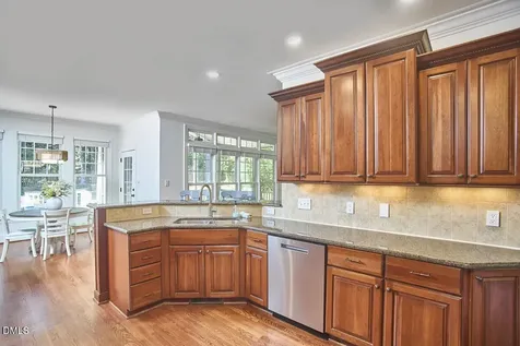 502 Oxfordshire Lane Chapel Hill NC 27517