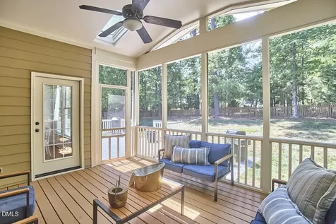 502 Oxfordshire Lane Chapel Hill NC 27517