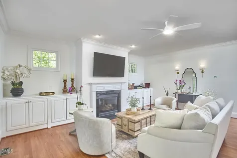 502 Oxfordshire Lane Chapel Hill NC 27517