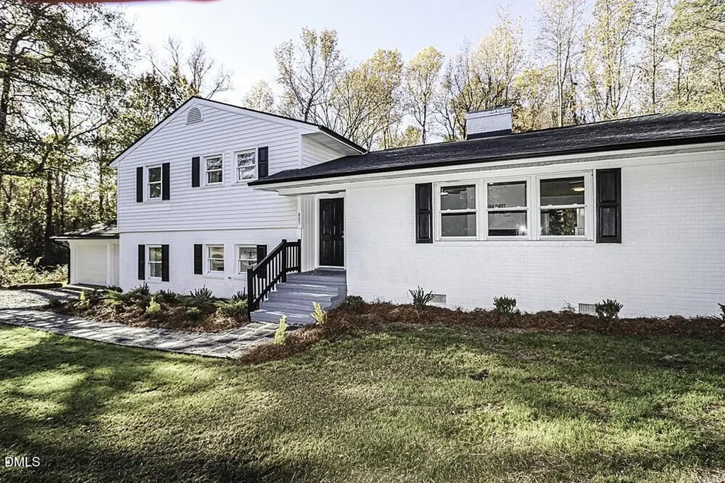 805 River Road Selma NC 27576