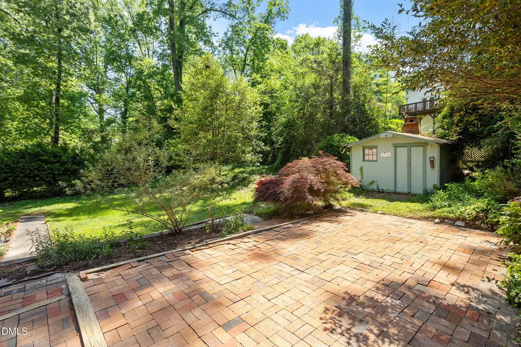 4711 Tanglewood Drive Raleigh NC 27612