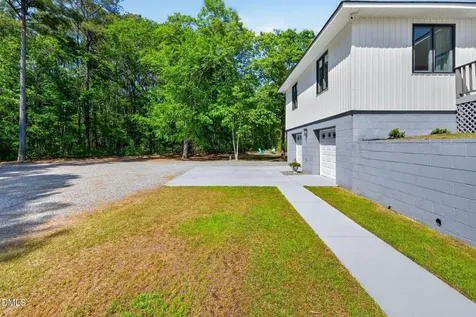 5363 Scottie Godwin Road Wade NC 28395