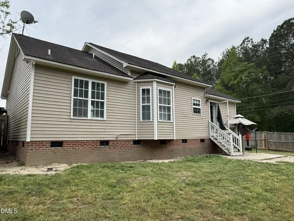 101 Thompson Drive Selma NC 27576