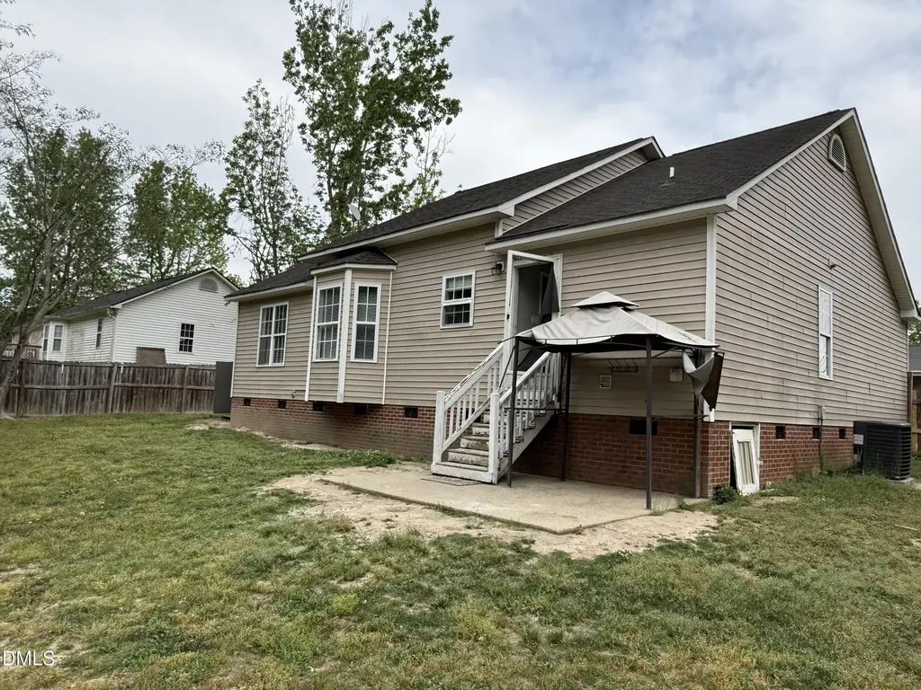 101 Thompson Drive Selma NC 27576